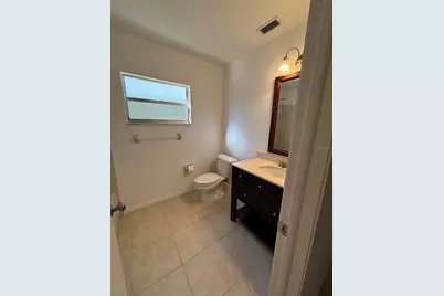 1761 Lakeview Village Drive, Brandon, FL 33510 - Photo 21