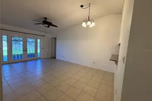 1761 Lakeview Village Dr, Brandon, FL 33510 - Photo 9