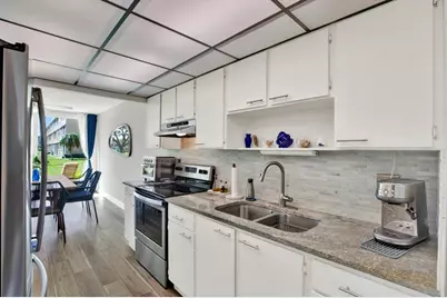 5095 Bay Street NE #107, Saint Petersburg, FL 33703 - Photo 25