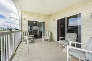 37232 Neukom Ave, Zephyrhills, FL 33541 - Photo 7