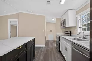 18870 SW 51st Ln, Dunnellon, FL 34432 - Photo 9