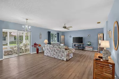 2203 Highclere Circle #2203, Sun City Center, FL 33573 - Photo 7