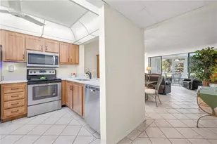 14130 Rosemary Ln, Largo, FL 33774 - Photo 11