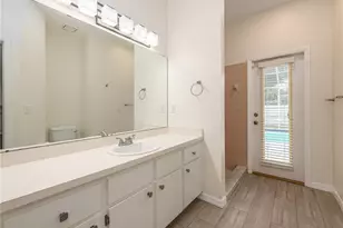 9317 Heritage Oak Ct, Tampa, FL 33647 - Photo 29