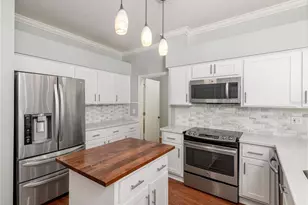 9317 Heritage Oak Ct, Tampa, FL 33647 - Photo 11