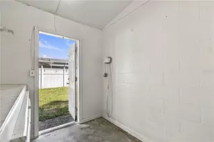 10312 Lake Carroll Way, Tampa, FL 33618 - Photo 49
