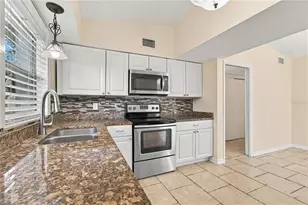 10312 Lake Carroll Way, Tampa, FL 33618 - Photo 17