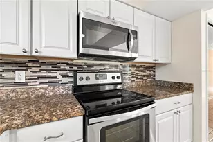 10312 Lake Carroll Way, Tampa, FL 33618 - Photo 19