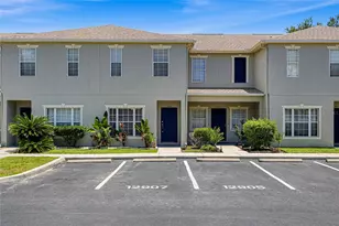 12907 Kings Crossing Dr, Gibsonton, FL 33534 - Photo 1