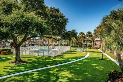 650 Pinellas Point Drive S #240, Saint Petersburg, FL 33705 - Photo 23