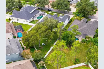 15019 Lake Emerald Boulevard, Tampa, FL 33618 - Photo 29