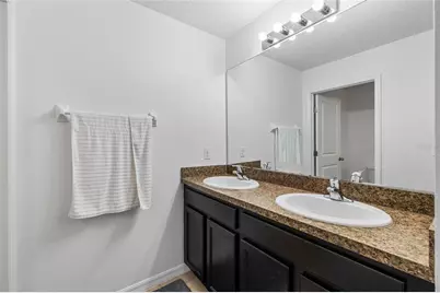 9646 Troncais Circle, Thonotosassa, FL 33592 - Photo 29