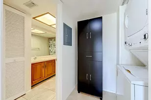 2593 Countryside Blvd, Clearwater, FL 33761 - Photo 17