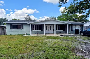 7850 14th Way N, Saint Petersburg, FL 33702 - Photo 1