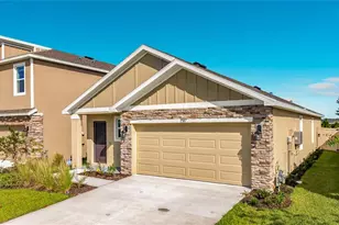 2387 Bender Dr, Zephyrhills, FL 33541 - Photo 3