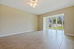 4595 Chancellor St NE, Saint Petersburg, FL 33703 - Photo 9