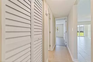 4595 Chancellor St NE, Saint Petersburg, FL 33703 - Photo 17