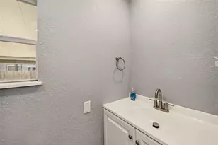 9041 Rye St, New Port Richey, FL 34654 - Photo 15
