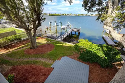 517 20th Avenue, Indian Rocks Beach, FL 33785 - Photo 5