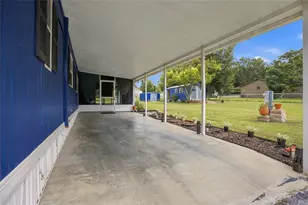 37305 Northside Dr, Zephyrhills, FL 33541 - Photo 39