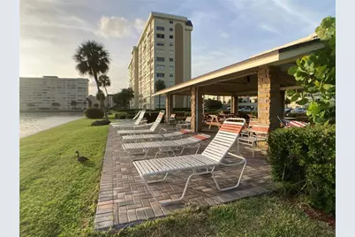 4650 Cove Circle #UNIT 311, Saint Petersburg, FL 33708 - Photo 17
