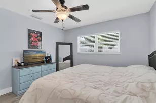 7115 Coquina Way, Saint Pete Beach, FL 33706 - Photo 15