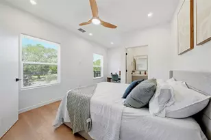 2104 4th St S, Saint Petersburg, FL 33705 - Photo 25