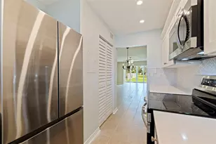 4595 Chancellor St NE, Saint Petersburg, FL 33703 - Photo 17