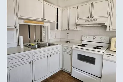 1845 S Highland Avenue #11-11, Largo, FL 33756 - Photo 13