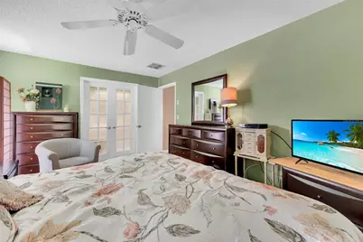 1617 Kilwinning Court, Palm Harbor, FL 34684 - Photo 15