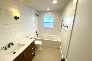 11440 4th St E, Treasure Island, FL 33706 - Photo 23