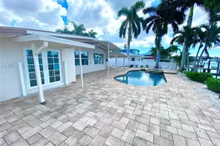 11440 4th St E, Treasure Island, FL 33706 - Photo 19