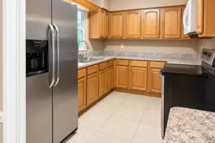 109 W Grapefruit Cir, Clearwater, FL 33759 - Photo 7