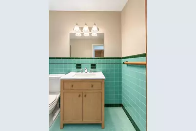 109 W Grapefruit Circle, Clearwater, FL 33759 - Photo 11