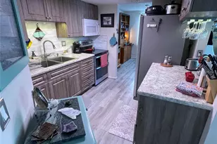 129 Camphor Cir, Oldsmar, FL 34677 - Photo 21