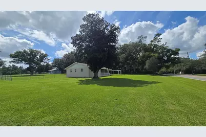 38350 Centennial Road, Dade City, FL 33525 - Photo 9