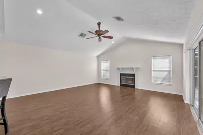 4008 Eagles Nest Drive, Valrico, FL 33596 - Photo 15