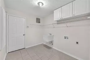 4008 Eagles Nest Dr, Valrico, FL 33596 - Photo 31