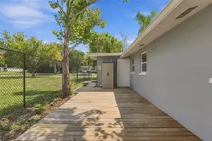1335 Wisconsin Ave, Palm Harbor, FL 34683 - Photo 21