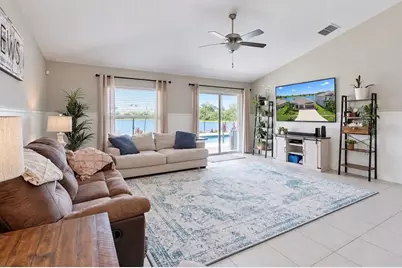 236 Rain Berry Avenue, Ruskin, FL 33570 - Photo 9
