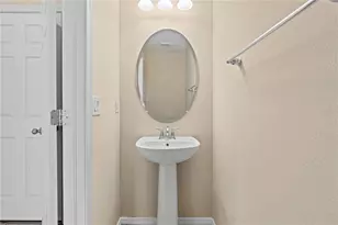 8961 Turnstone Haven Pl, Tampa, FL 33619 - Photo 27