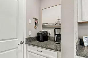 6611 Rocky Park St, Tampa, FL 33625 - Photo 9