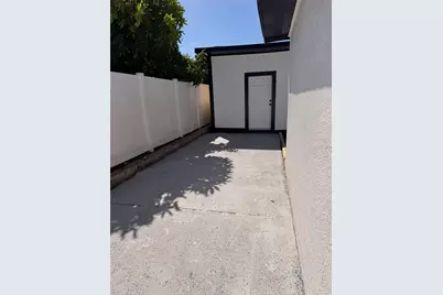 5808 N Lois Avenue, Tampa, FL 33614 - Photo 17