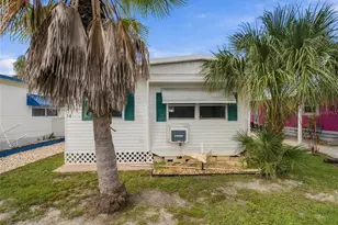 800 Chesapeake Dr, Tarpon Springs, FL 34689 - Photo 27