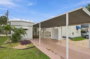 800 Chesapeake Dr, Tarpon Springs, FL 34689 - Photo 25