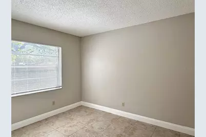 606 Sandy Creek Drive, Brandon, FL 33511 - Photo 13
