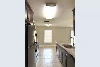 606 Sandy Creek Drive, Brandon, FL 33511 - Photo 5