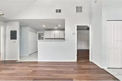 12291 Armenia Gables Circle, Tampa, FL 33612 - Photo 35