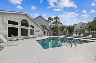 12291 Armenia Gables Cir, Tampa, FL 33612 - Photo 19