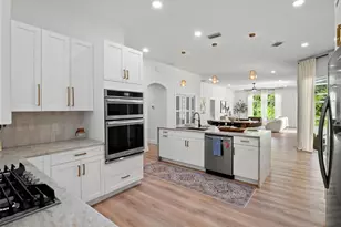 6111 Heroncrest Ct, Lithia, FL 33547 - Photo 17